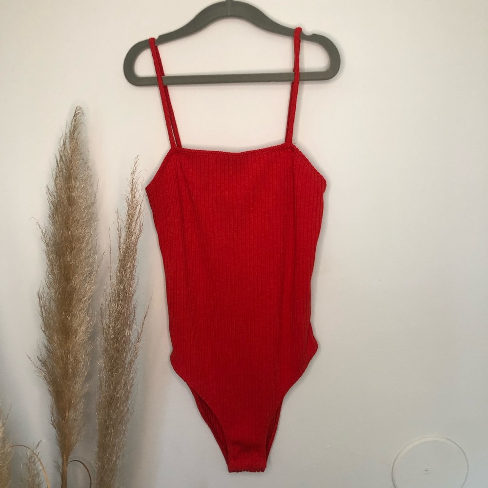 TOPSHOP | Straight Line Bodysuit